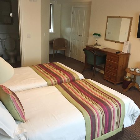 The Tally Ho Hotel - B&B Bicester Dış mekan fotoğraf