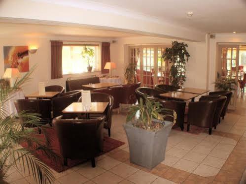 The Tally Ho Hotel - B&B Bicester Dış mekan fotoğraf