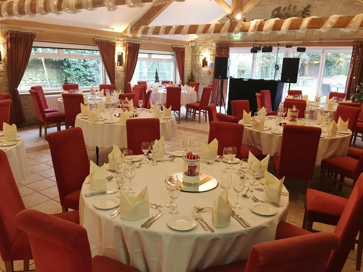The Tally Ho Hotel - B&B Bicester Dış mekan fotoğraf
