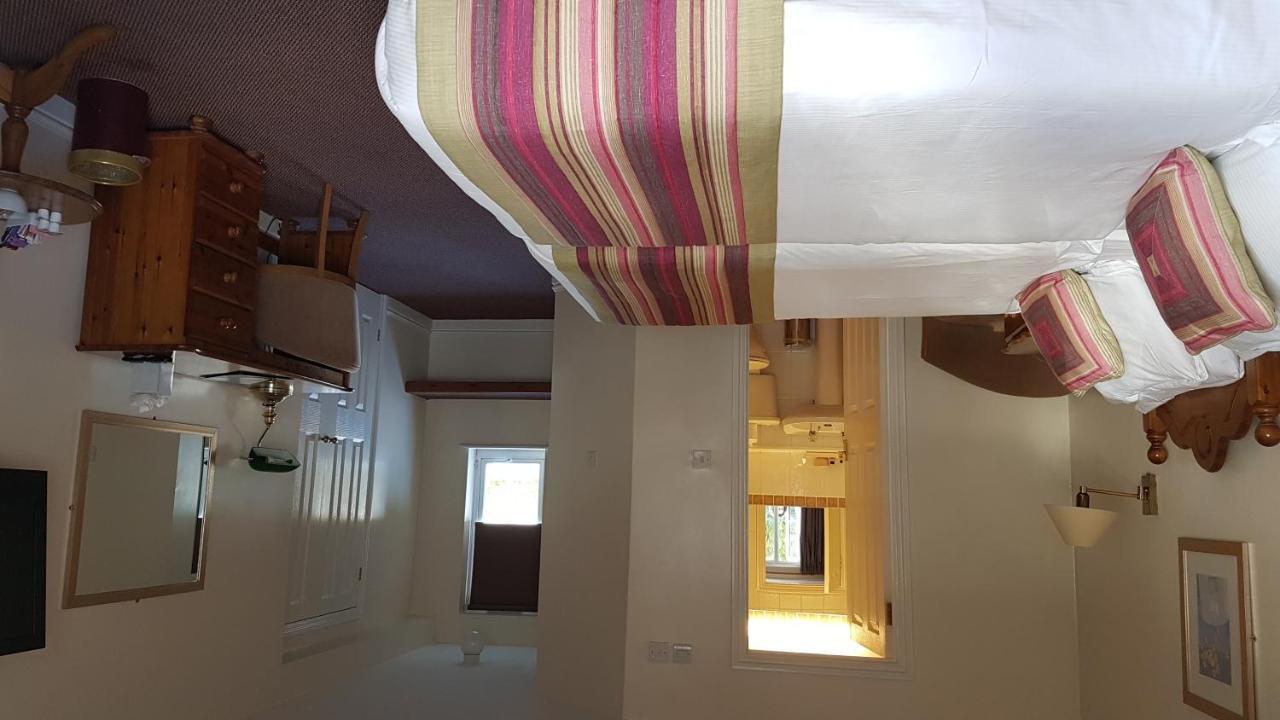 The Tally Ho Hotel - B&B Bicester Dış mekan fotoğraf